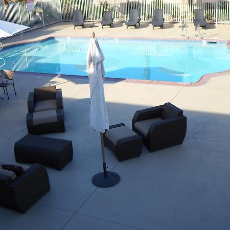 Howard Johnson By Wyndham Las Vegas Near The Strip Eksteriør billede