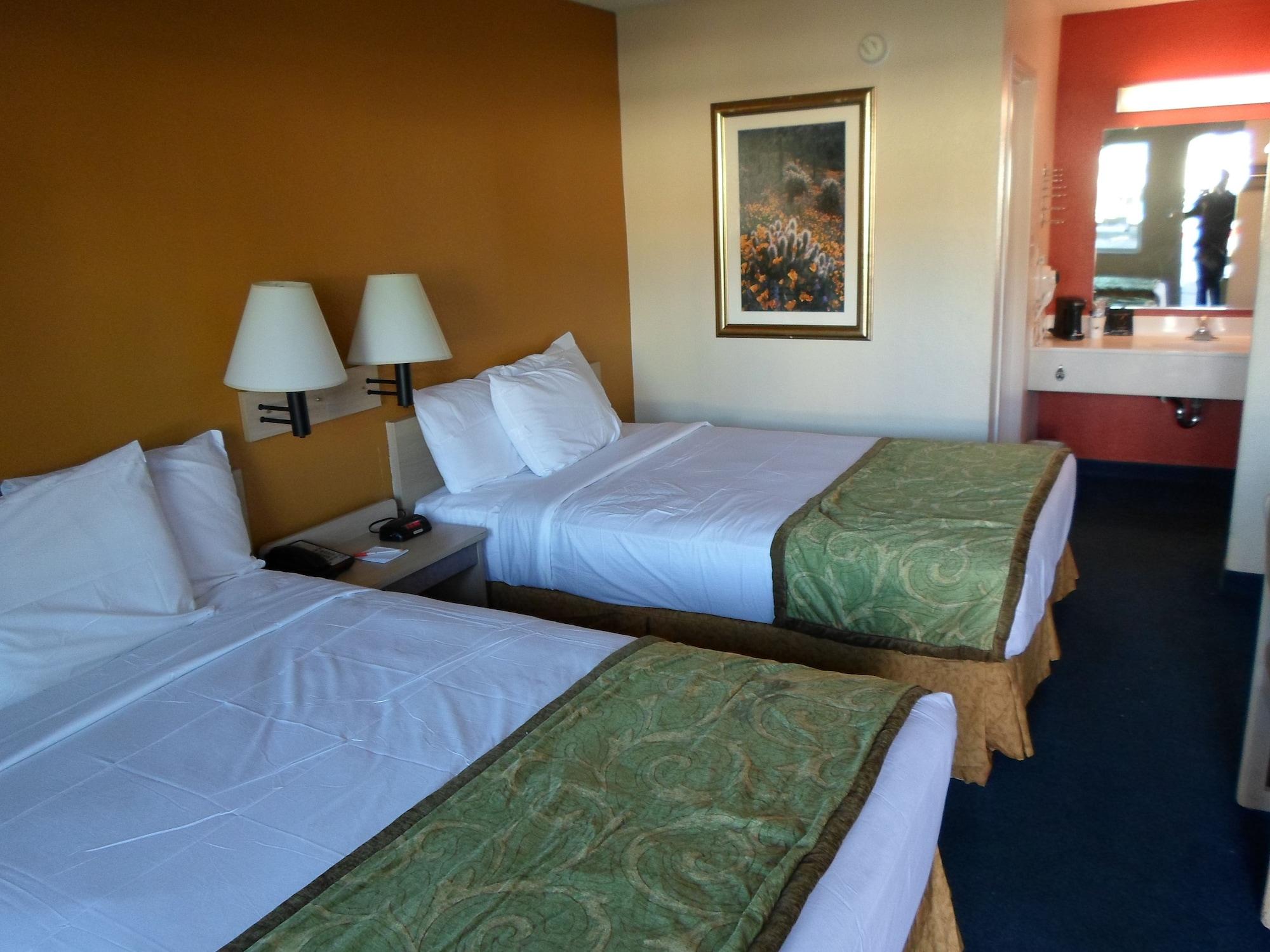 Howard Johnson By Wyndham Las Vegas Near The Strip Eksteriør billede