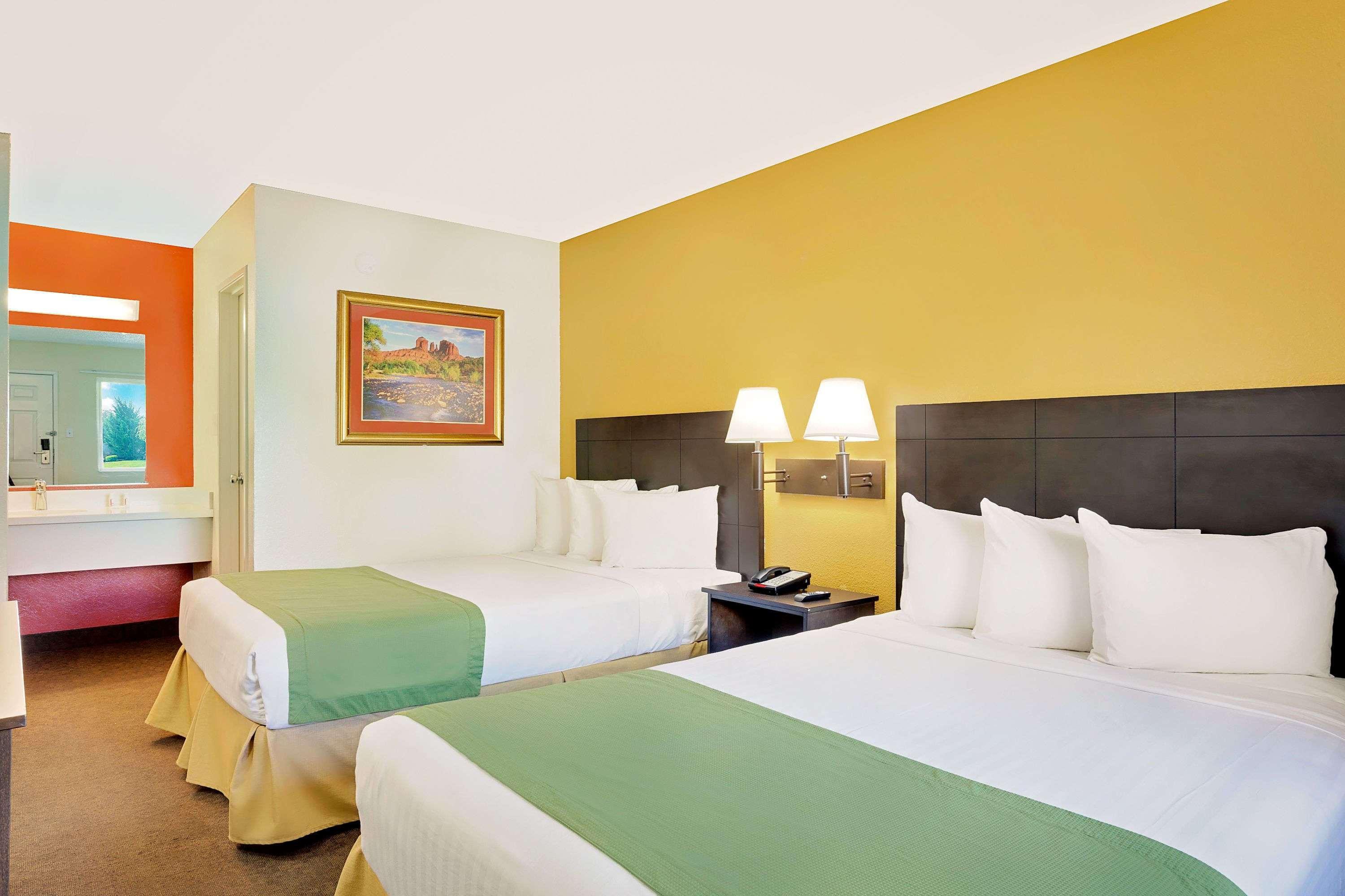 Howard Johnson By Wyndham Las Vegas Near The Strip Eksteriør billede