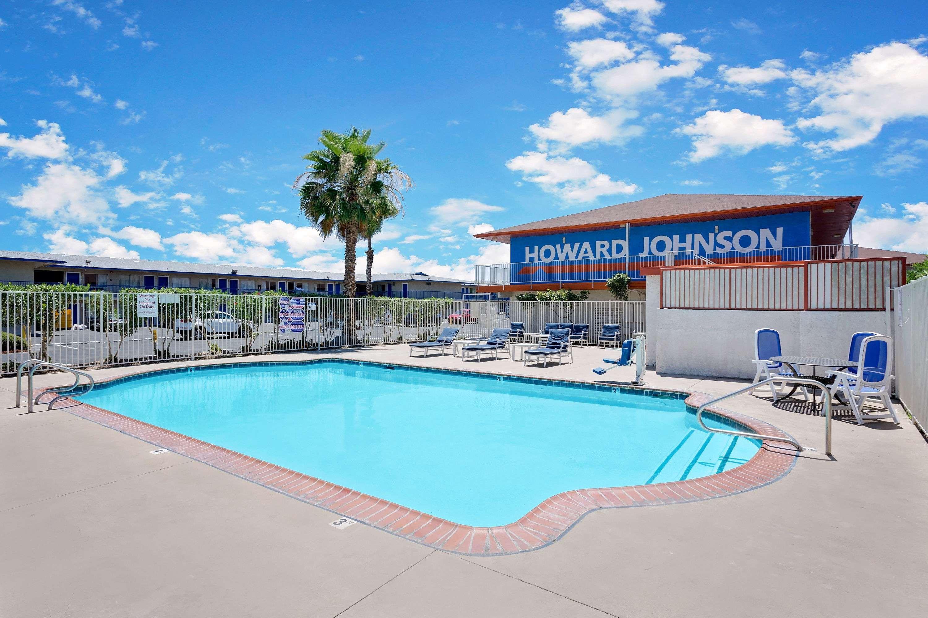 Howard Johnson By Wyndham Las Vegas Near The Strip Eksteriør billede
